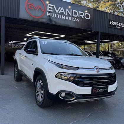FIAT TORO 2.0 16V TURBO DIESEL FREEDOM MANUAL FIAT TORO 2.0 16V TURBO DIESEL FREEDOM MANUAL